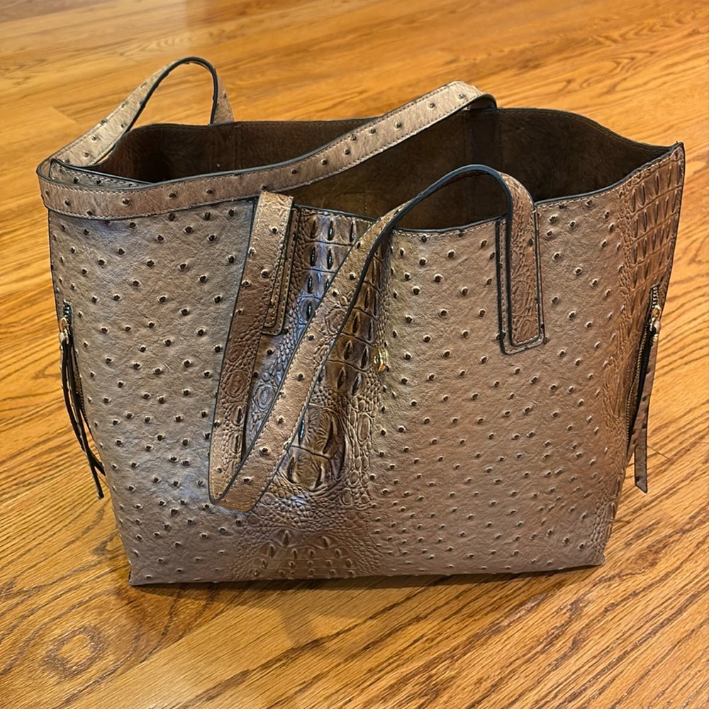 Woman’s Brown Shoulder Bag Tote
